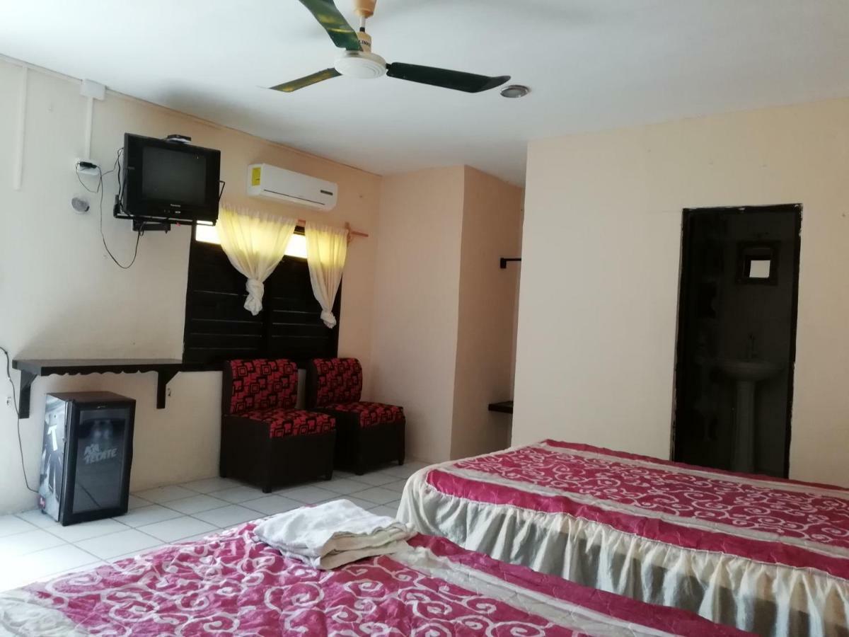 Hotel Sofia Celestun Bagian luar foto